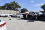 Bitlis’te iki otomobilin çarpışması sonucu 5'i çocuk 10 kişi yaralandı.