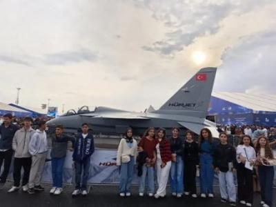 Güroymaklı Öğrenciler Şanlıurfa'da TEKNOFEST coşkusunu SOLOTÜRK ve İHA ile yaşadı.